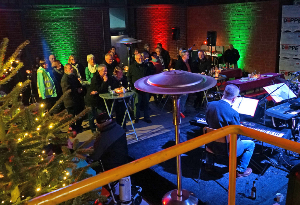 Weihnachtskonzert der Band ELis Fine in der Ziegelei